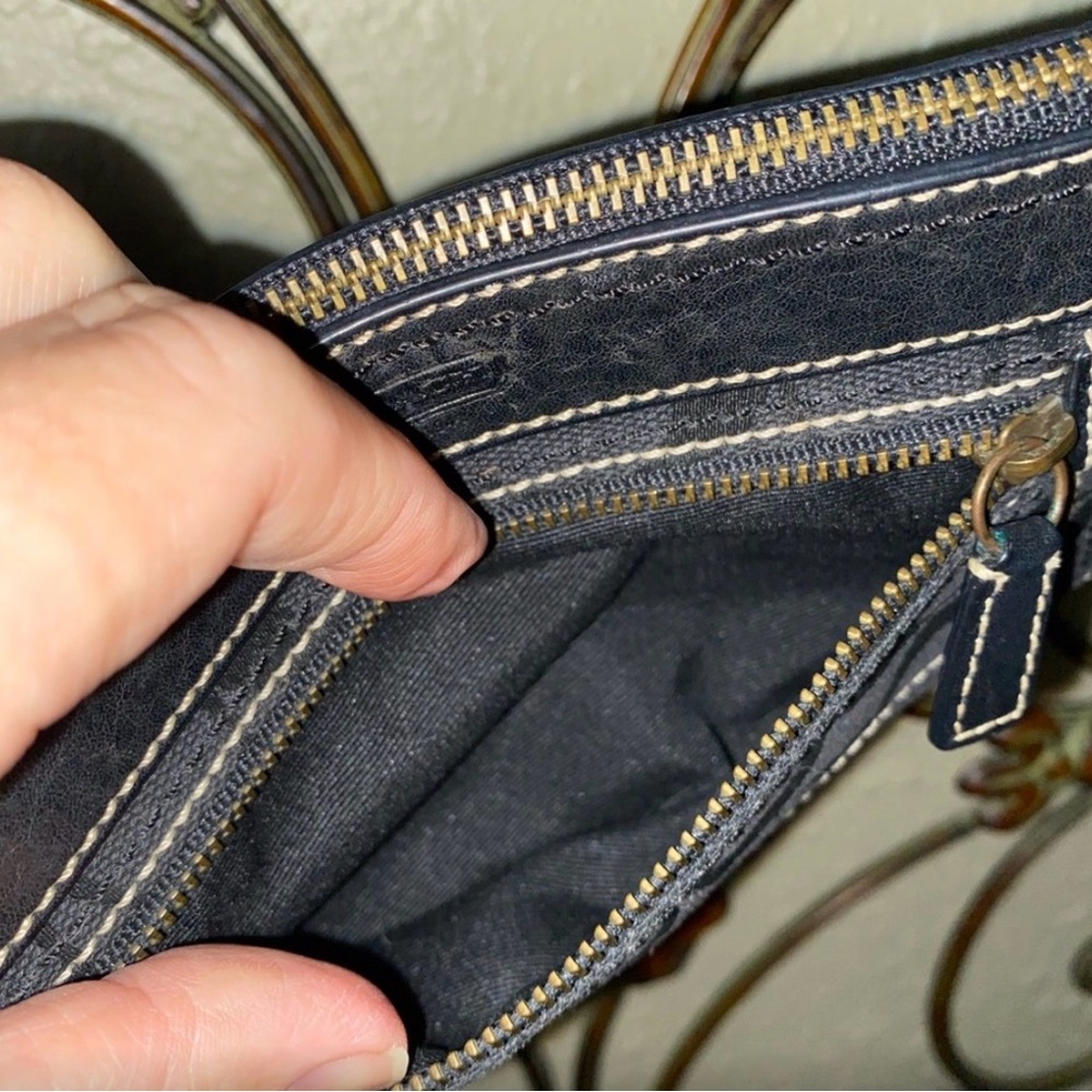 COACH Vintage Signature Jacquard Wristlet Black - Picture 5 of 8